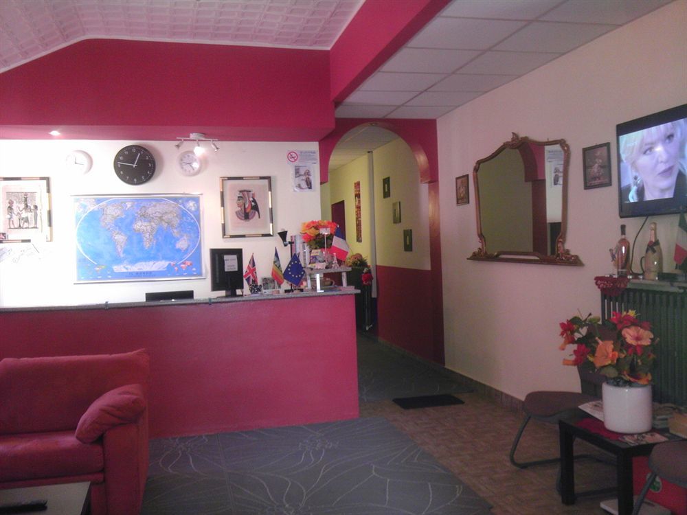 Pensión Minas 2*